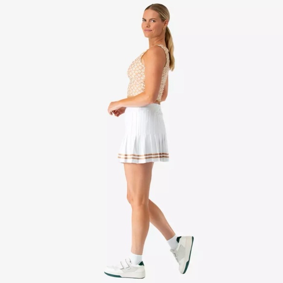 Smith & Quinn Gwen Pleated Active Skort - Picture 3 of 8